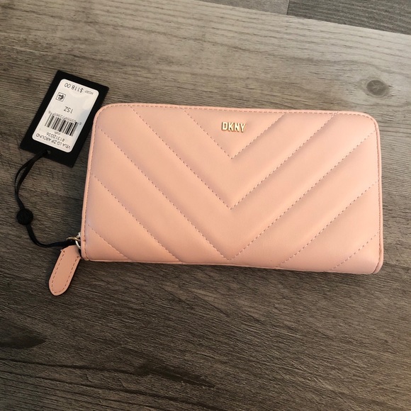 DKNY Vela Cashmere Pink Faux Leather Quilted Chevron Pattern ZA Wallet NWT - Picture 9 of 12